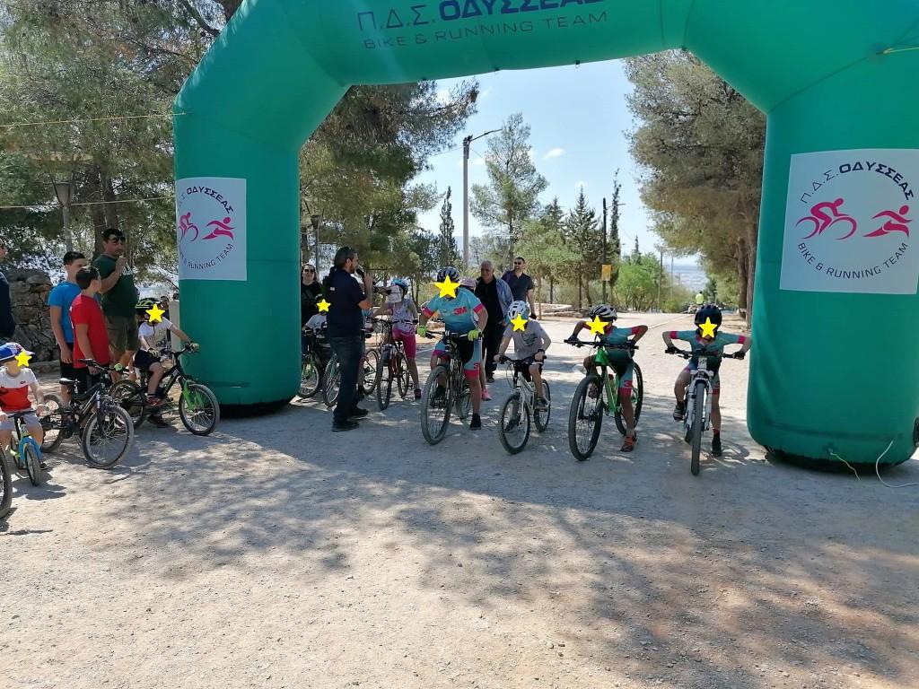 Πραγματοποιήθηκε ο «Ποδηλατικός Αγώνας για παιδιά» στο πλαίσιο των Αθλητικών Εκδηλώσεων «Άνοιξη - Καλοκαίρι 2022» του Δήμου Πετρούπολης