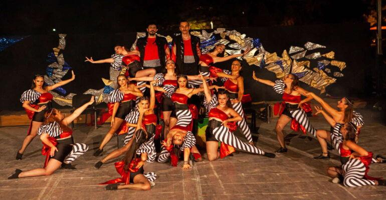 Με επιτυχία πραγματοποιήθηκε η Βραδιά Χορού στο Θέατρο Πέτρας