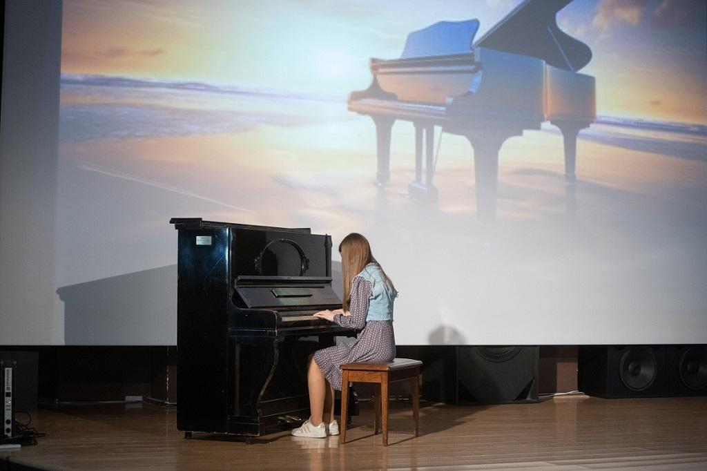 Το Δημοτικό Ωδείο Πετρούπολης γιόρτασε την Παγκόσμια Ημέρα Πιάνου (29/3)