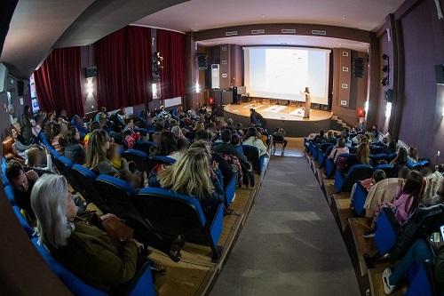 Μια φανταστική περιπλάνηση στο διάστημα που θα θυμόμαστε για καιρό!