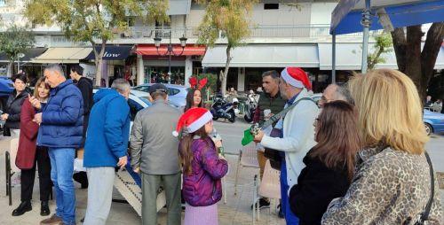 «Χριστούγεννα Πρωτούγεννα στη γιορτινή μας πόλη!»: Ευχές και κεράσματα