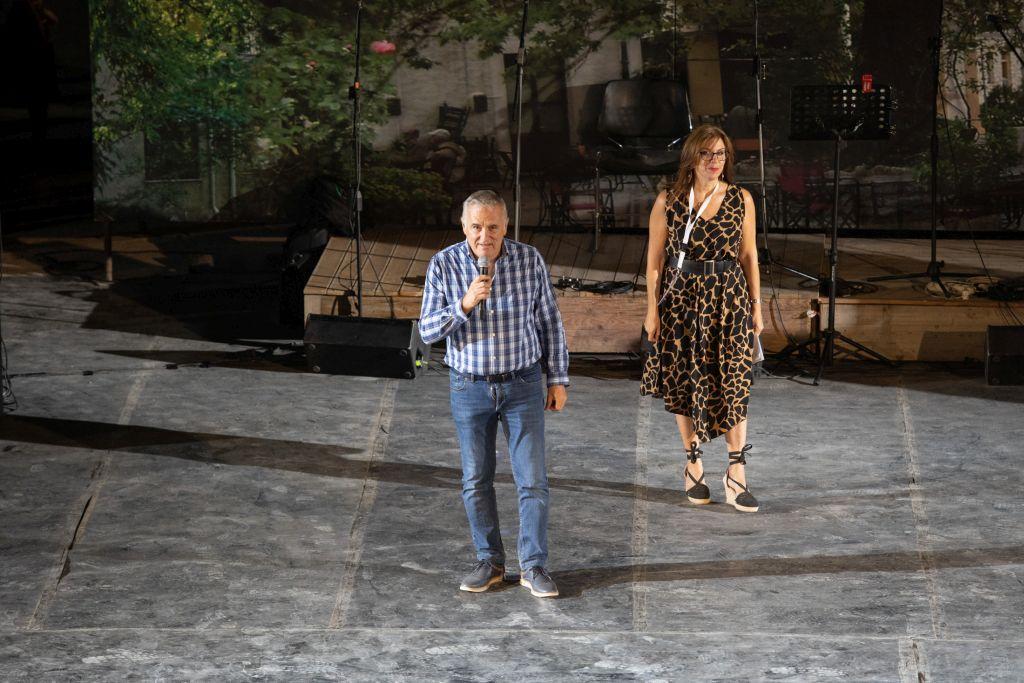 «10ο Συναπάντημα Παραδοσιακών Χορών»: «Αρώματα», σκοποί και χοροί της Μεσογείου στο Θέατρο Πέτρας