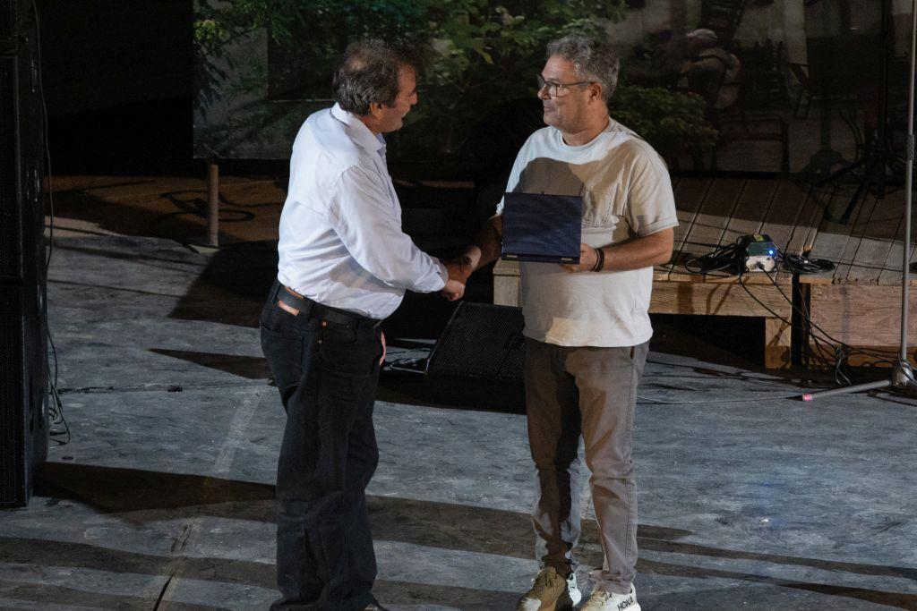 «10ο Συναπάντημα Παραδοσιακών Χορών»: «Αρώματα», σκοποί και χοροί της Μεσογείου στο Θέατρο Πέτρας