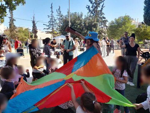 «Η Πετρούπολη γιορτάζει»: Σαββατοκύριακο γεμάτο παιχνίδι και χαρά για τα παιδιά μας