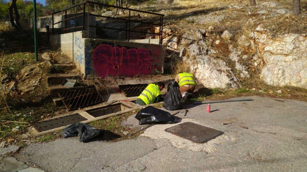 Συνεχίζεται ο καθαρισμός φρεατίων