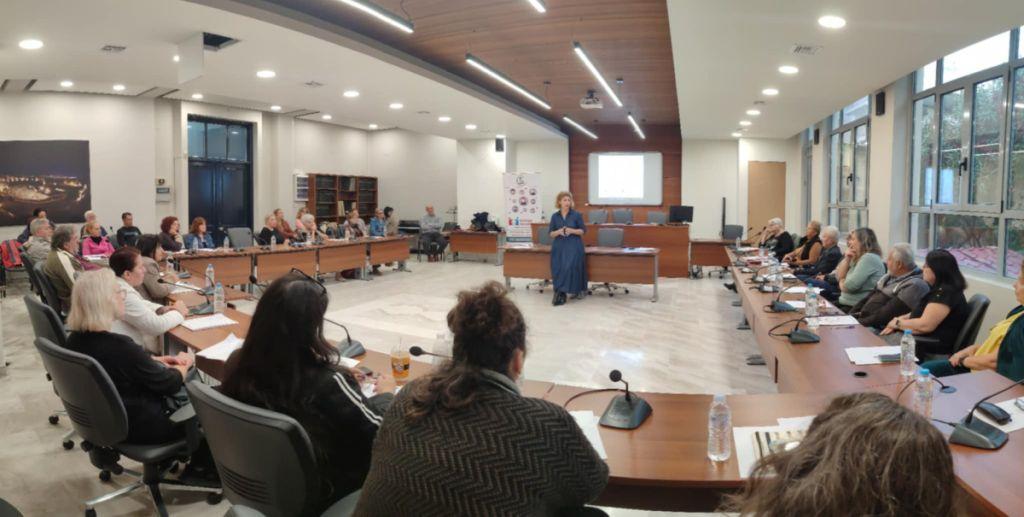 Μ' επιτυχία πραγματοποιήθηκε το σεμινάριο εκπαίδευσης στις Ψηφιακές Δεξιότητες