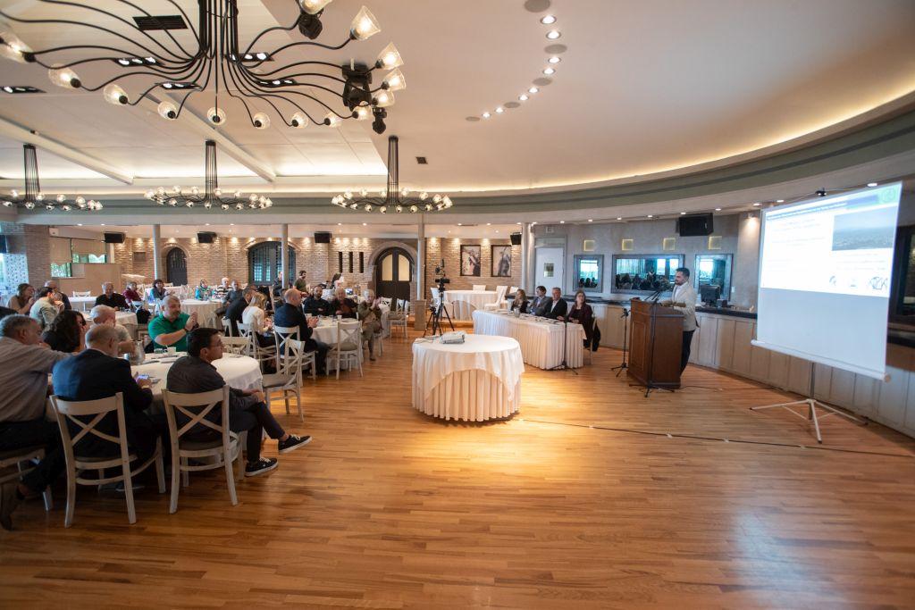 Ημερίδα για την Προστασία του Περιβάλλοντος και της Υγείας των Πολιτών στην Πετρούπολη: Παρουσιάστηκαν επιστημονικά ευρήματα και νέες δράσεις του Δήμου