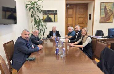 Συναντήσεις στη Βουλή για τη διασφάλιση του δασικού και δημόσιου χαρακτήρα του Ποικίλου Όρους