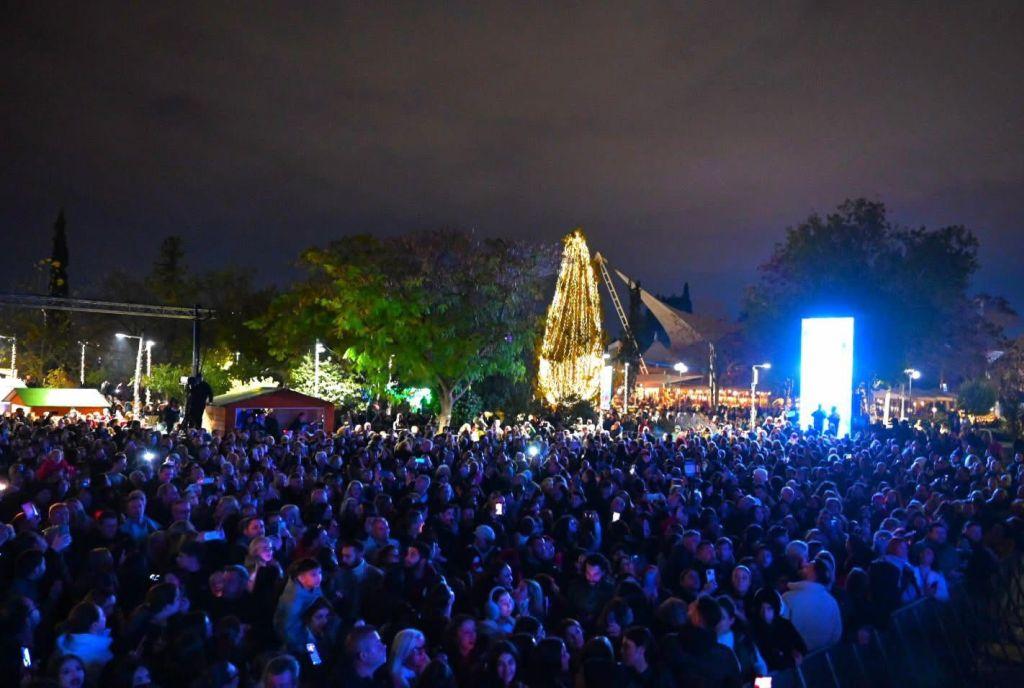 Άνοιξε τις πύλες του το Χριστουγεννιάτικο Χωριό στο πάρκο «Αντ. Τρίτσης»