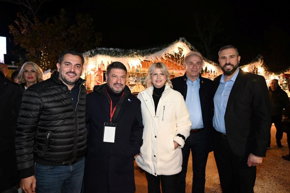 Άνοιξε τις πύλες του το Χριστουγεννιάτικο Χωριό στο πάρκο «Αντ. Τρίτσης»