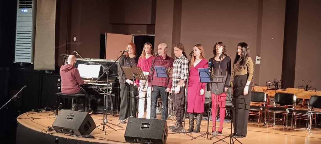 Ενθουσίασαν, μικρούς και μεγάλους, «Μικροί Βιβλιοεξερευνητές» & Δ.Ω.Π.