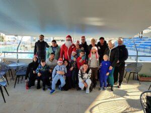 Με πολλά χαμόγελα η χριστουγεννιάτικη γιορτή του τμήματος ΑμεΑ