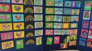 Δημοτικοί Παιδικοί Σταθμοί: «Ξεδίπλωσαν» τη δημιουργικότητά τους οι λιλιπούτειοι Πετρουπολιώτες καλλιτέχνες