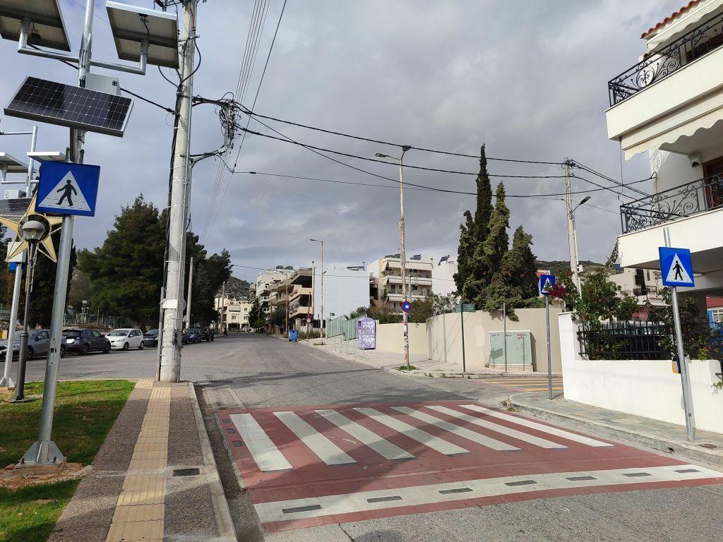 «Έξυπνες» διαβάσεις έξω από 8 σχολικές μονάδες