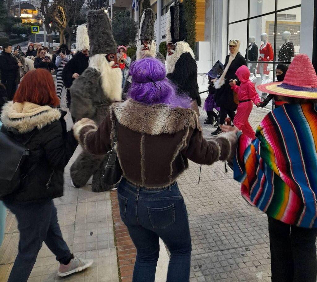 Οι Κουδουνάτοι & η Φιλαρμονική «υποδέχτηκαν» τις Απόκριες