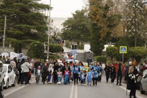 Απόκριες στην Πετρούπολη 2026: Ξεφάντωμα μικρών και μεγάλων στην παρέλαση και στην πλατεία «Ηρώ»