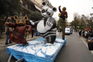 Απόκριες στην Πετρούπολη 2026: Ξεφάντωμα μικρών και μεγάλων στην παρέλαση και στην πλατεία «Ηρώ»