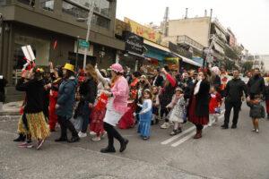 Απόκριες στην Πετρούπολη 2026: Ξεφάντωμα μικρών και μεγάλων στην παρέλαση και στην πλατεία «Ηρώ»