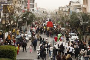 Απόκριες στην Πετρούπολη 2026: Ξεφάντωμα μικρών και μεγάλων στην παρέλαση και στην πλατεία «Ηρώ»