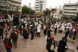 Απόκριες στην Πετρούπολη 2026: Ξεφάντωμα μικρών και μεγάλων στην παρέλαση και στην πλατεία «Ηρώ»