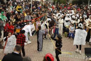 Απόκριες στην Πετρούπολη 2026: Ξεφάντωμα μικρών και μεγάλων στην παρέλαση και στην πλατεία «Ηρώ»