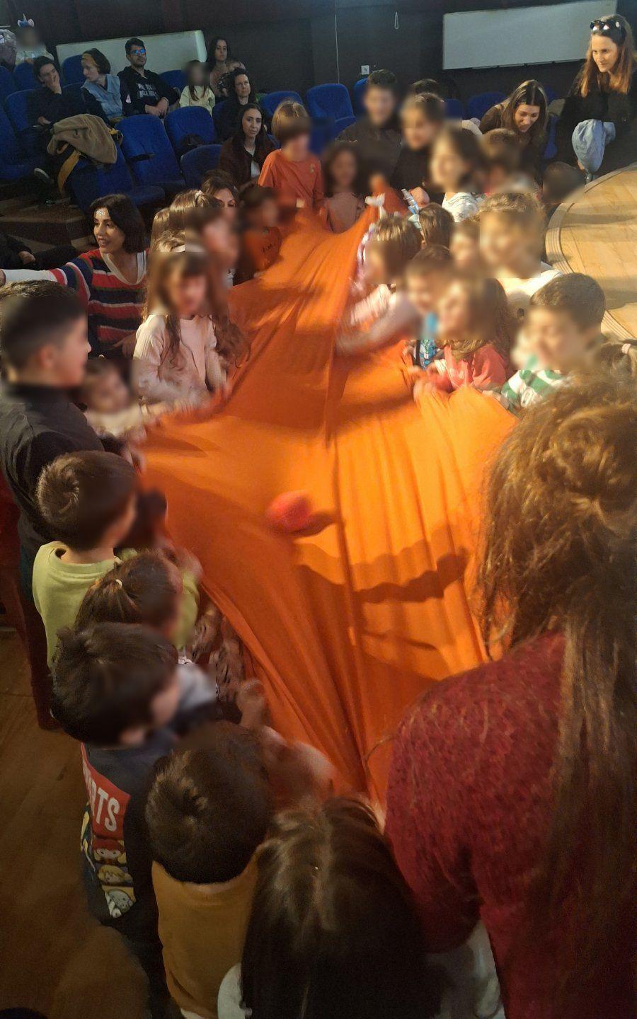 «Μικροί Βιβλιοεξερευνητές»: Μια ακόμα διασκεδαστική Κυριακή για μικρούς και μεγάλους