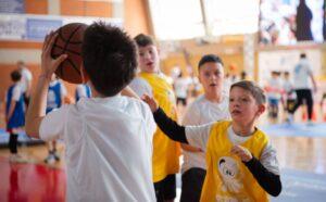 «Healthy Hoops 4ALL»: Γέμισε χαρούμενους λιλιπούτειους καλαθοσφαιριστές το «Ν. Παξιμαδάς»