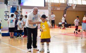 «Healthy Hoops 4ALL»: Γέμισε χαρούμενους λιλιπούτειους καλαθοσφαιριστές το «Ν. Παξιμαδάς»