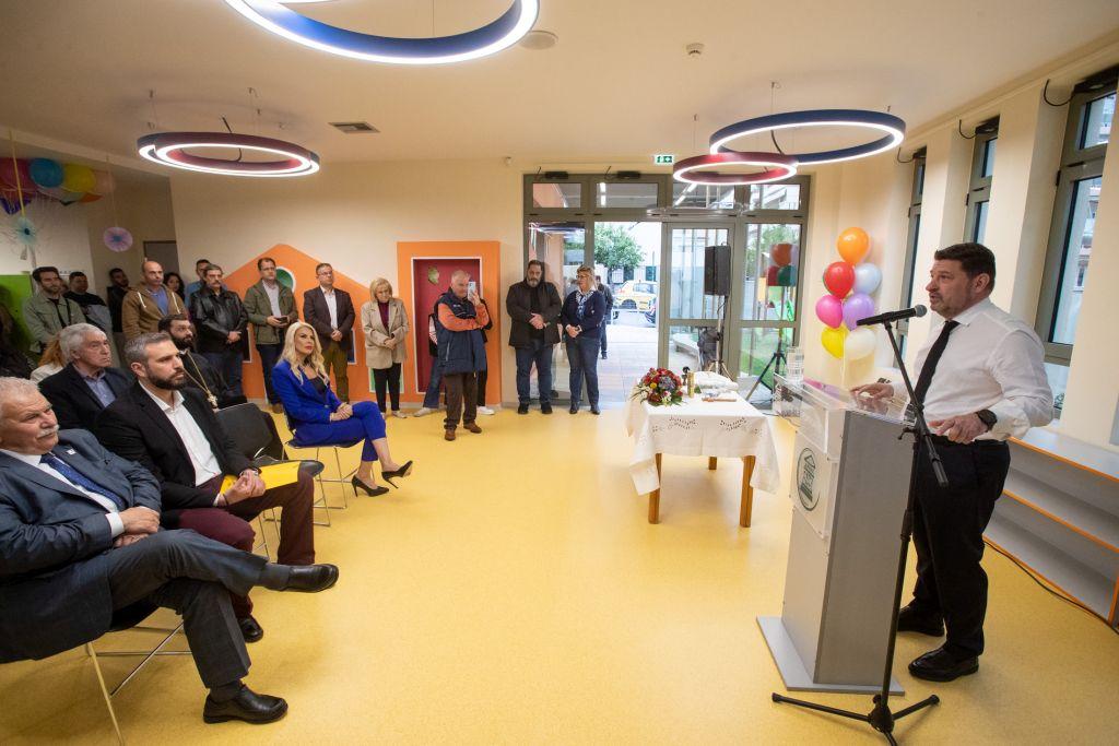 Εγκαινιάσθηκε χθες (22/4) το 17ο νηπιαγωγείο