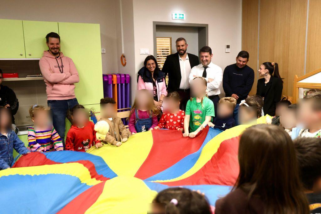 Εγκαινιάσθηκε χθες (22/4) το 17ο νηπιαγωγείο