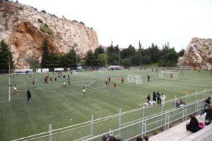 Ε.Π.Ο. και Δήμος έκαναν πετυχημένη «Πάσα στα θρανία» στην Πετρούπολη