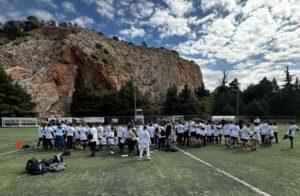 Ε.Π.Ο. και Δήμος έκαναν πετυχημένη «Πάσα στα θρανία» στην Πετρούπολη