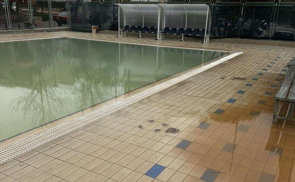 Κλειστό, λόγω λάσπης, σήμερα (2/4) το κολυμβητήριο «Ολυμπιονίκης Απ. Χρήστου»