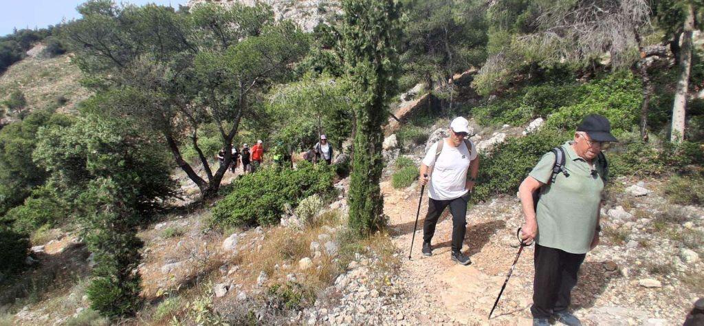 Πετυχημένη πεζοπορία «Γνωριμίας με το Ποικίλο Όρος»