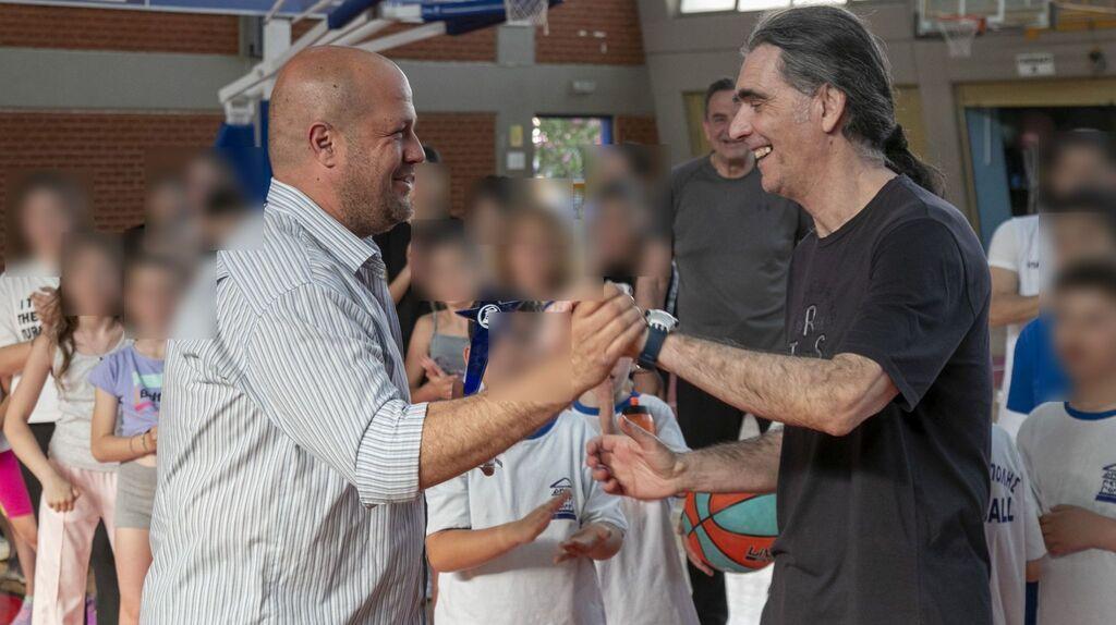 Ενθουσιασμός και χαμόγελα στην ετήσια εκδήλωση των δημοτικών τμημάτων μπάσκετ, βόλεϊ