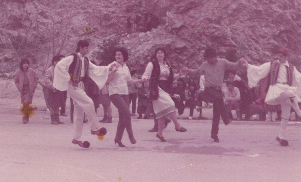 Τμήμα Παραδοσιακών Χορών Δήμου Πετρούπολης: Μισός αιώνας πολιτιστικής και λαογραφικής προσφοράς!