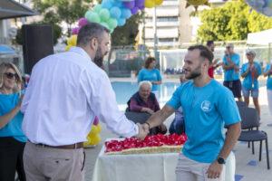 Με τη συμμετοχή 500 παιδιών οι ετήσιες εκδηλώσεις των δημοτικών τμημάτων ποδοσφαίρου και κολύμβησης Με τη συμμετοχή 500 παιδιών οι ετήσιες εκδηλώσεις των δημοτικών τμημάτων ποδοσφαίρου και κολύμβησης