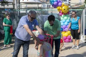 Με τη συμμετοχή 500 παιδιών οι ετήσιες εκδηλώσεις των δημοτικών τμημάτων ποδοσφαίρου και κολύμβησης Με τη συμμετοχή 500 παιδιών οι ετήσιες εκδηλώσεις των δημοτικών τμημάτων ποδοσφαίρου και κολύμβησης