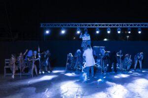 «Διεθνές Φεστιβάλ Πέτρας»: Ρυθμός, ενέργεια και χορευτικό πάθος στη «σκιά» του Ποικίλου Όρους