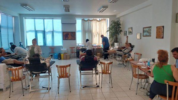 Με επιτυχία ολοκληρώθηκε η 76η εθελοντική αιμοδοσία