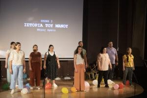 «Άνθισαν στο σανίδι» μικροί και μεγάλοι Πετρουπολιώτες