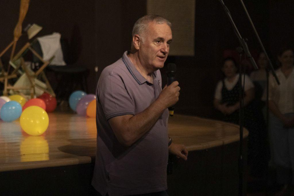 «Άνθισαν στο σανίδι» μικροί και μεγάλοι Πετρουπολιώτες