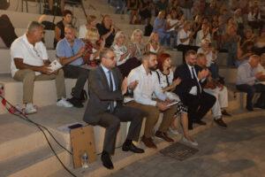 «Διεθνές Φεστιβάλ Πέτρας»: Σταυροδρόμι Πολιτισμών και κεφιού το 11ο «Συναπάντημα Παραδοσιακών Χορών» «Διεθνές Φεστιβάλ Πέτρας»: Σταυροδρόμι Πολιτισμών και κεφιού το 11ο «Συναπάντημα Παραδοσιακών Χορών»