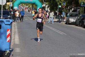 Με επιτυχία πραγματοποιήθηκε ο 4ος «Λαϊκός Αγώνας Δρόμου» Πετρούπολης Με επιτυχία πραγματοποιήθηκε ο 4ος «Λαϊκός Αγώνας Δρόμου» Πετρούπολης