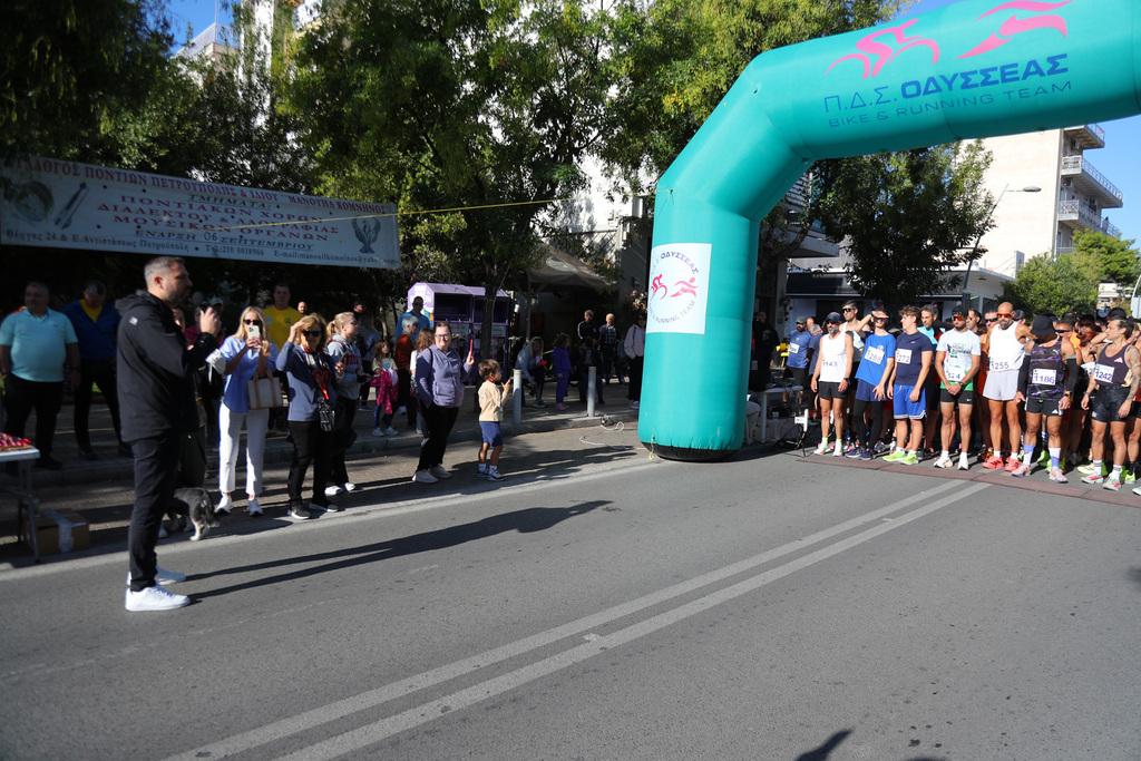 Με επιτυχία πραγματοποιήθηκε ο 4ος «Λαϊκός Αγώνας Δρόμου» Πετρούπολης